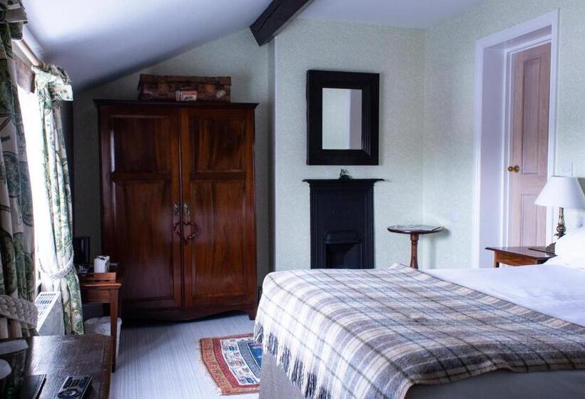 Quarto Estandar, The Carden Arms