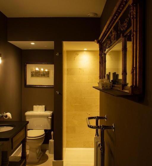 Quarto Familiar Deluxe, The Carden Arms