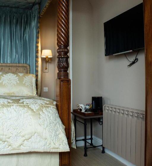 Quarto Familiar Deluxe, The Carden Arms