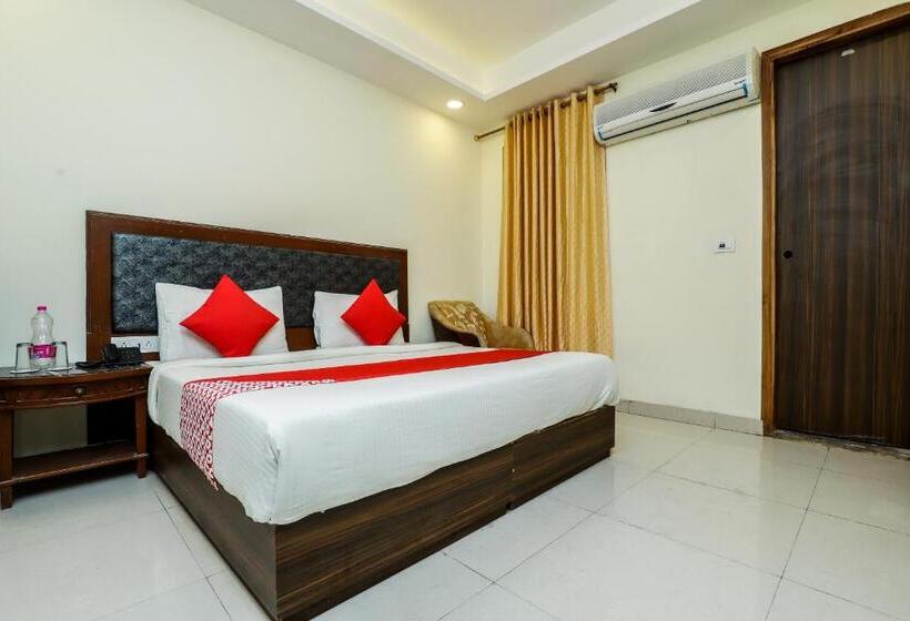 Quarto Triplo Clássico, Flagship 23466  Planet