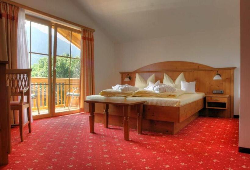 Quarto Estandar com Sacada, Kurhotel Falter