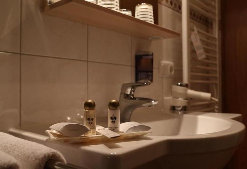 Quarto Estandar, Kurhotel Falter