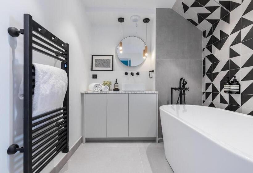 Duplex-huoneisto 1 Makuuhuone, L Abeille  Boutique Apartments