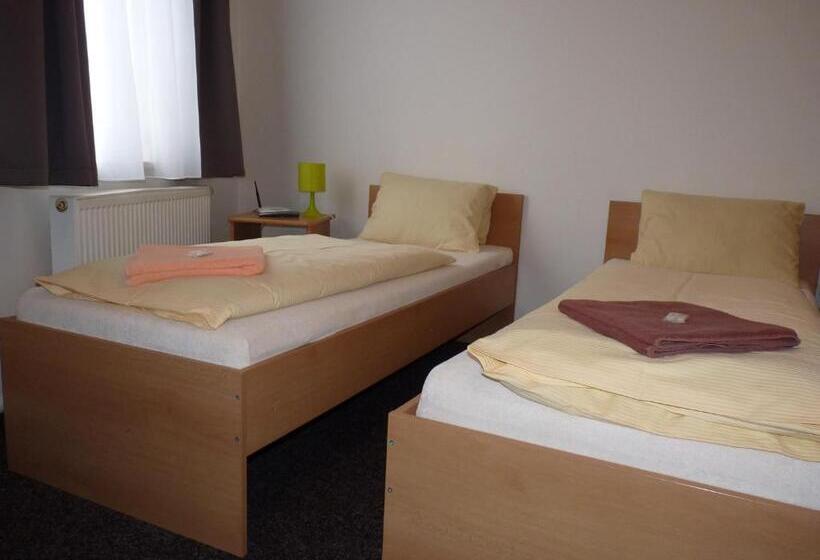 اتاق استاندارد چهار تخته, Apartmany U Gigantu