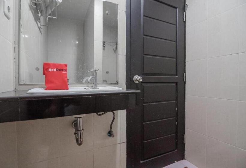 스탠다드 룸, Reddoorz Syariah Near Jamtos Jambi