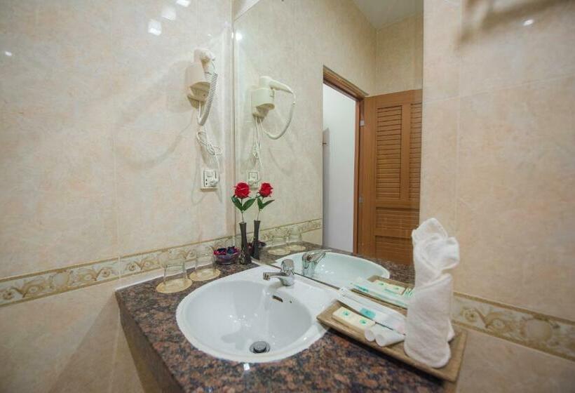 חדר סופריור עם מיטת קינג, Homesyn