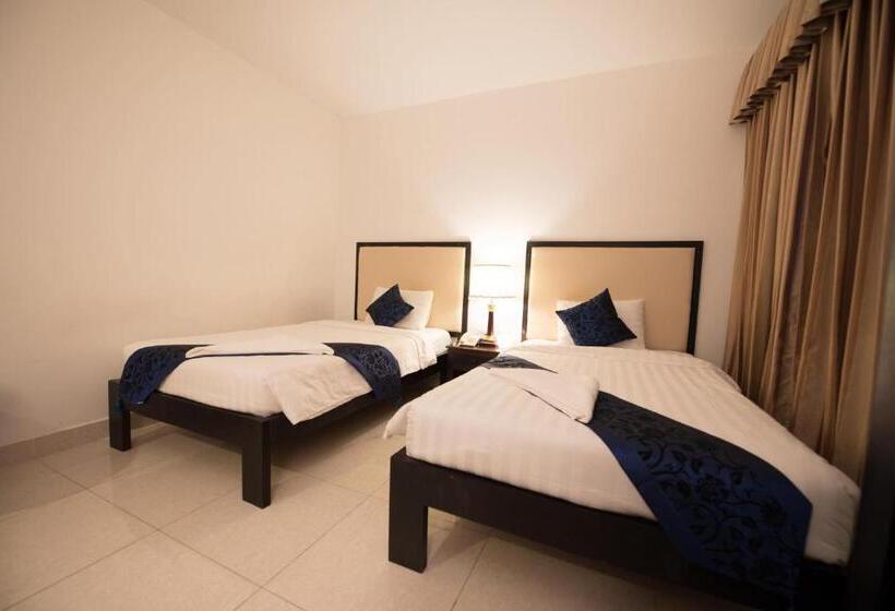 חדר סופריור, Homesyn