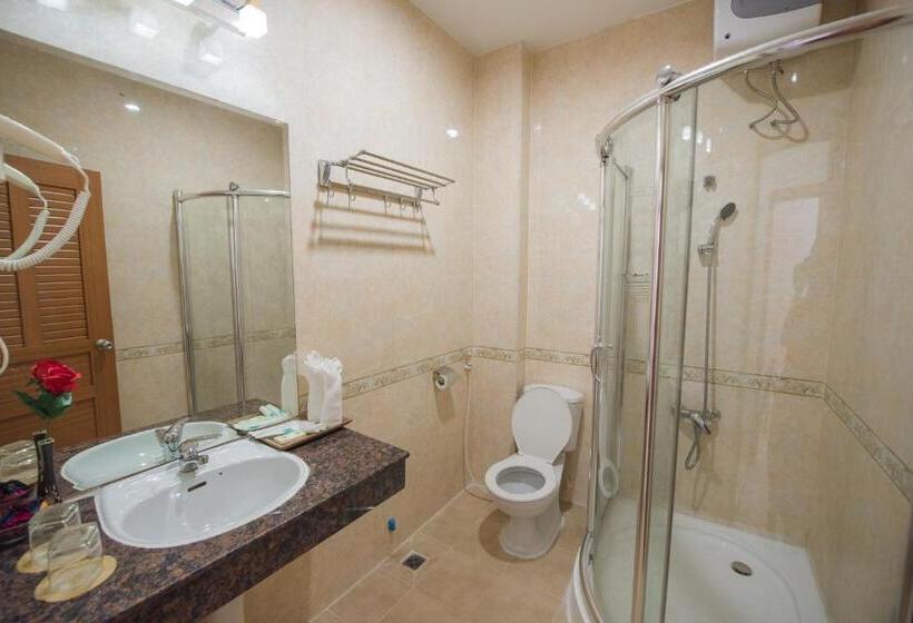 חדר סופריור, Homesyn