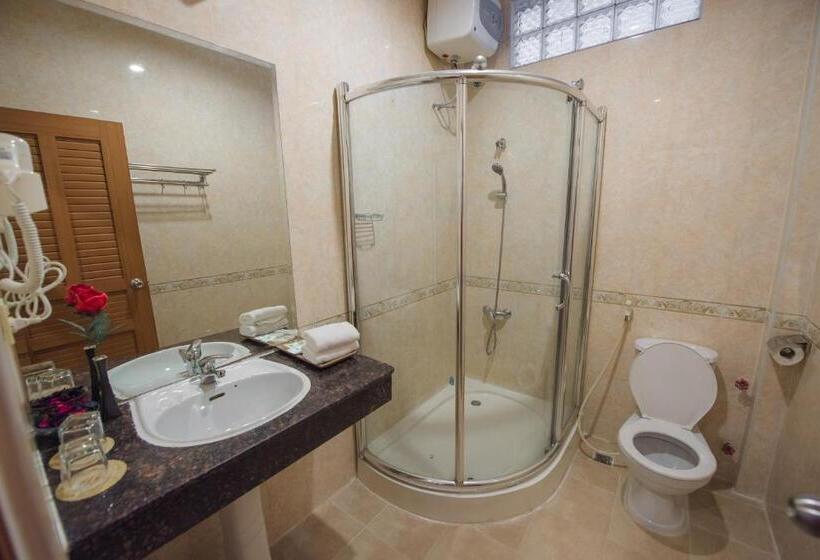 חדר סופריור, Homesyn