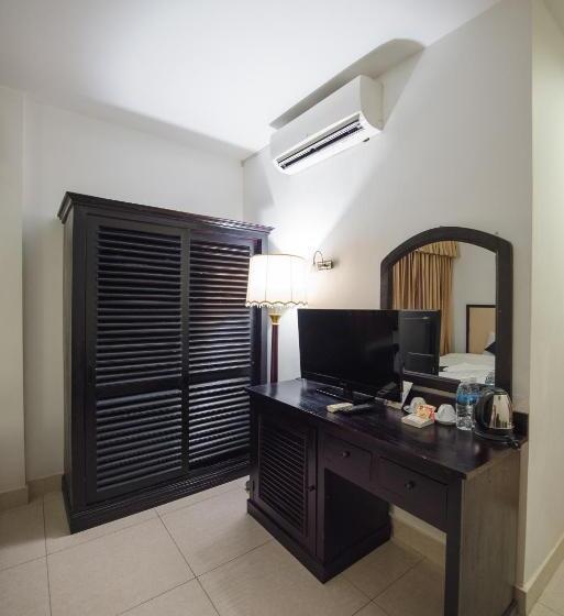 חדר דלוקס עם מרפסת, Homesyn