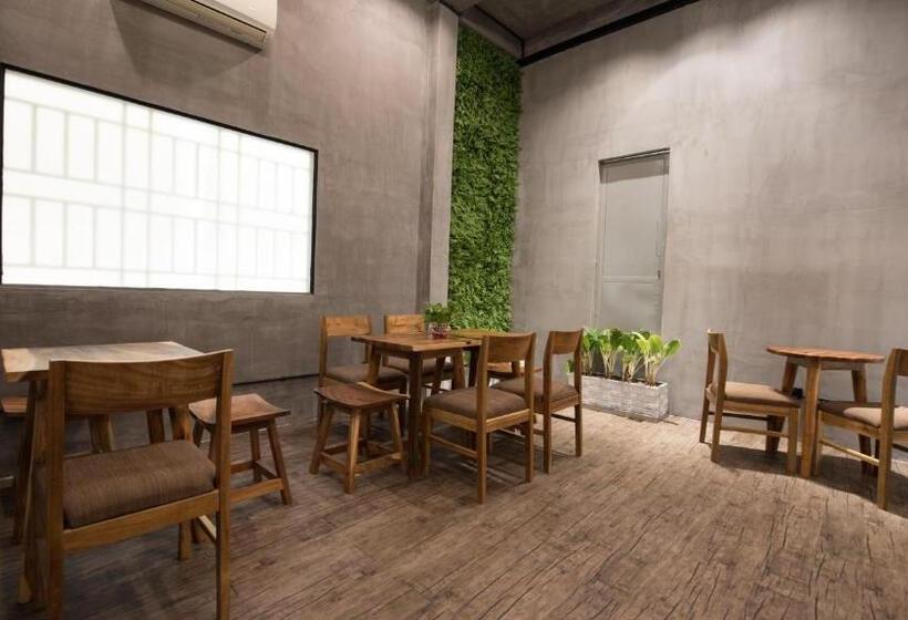 חדר דלוקס עם מרפסת, Homesyn