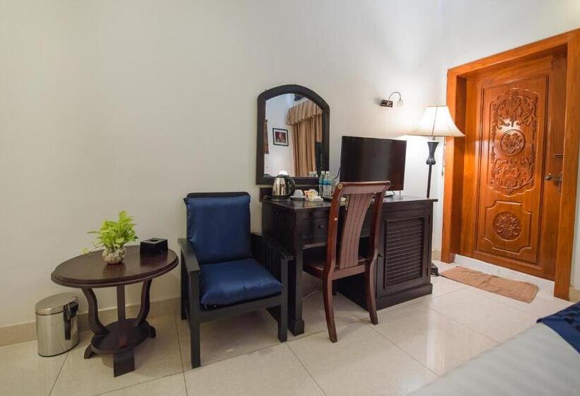 חדר סטנדרט יחיד, Homesyn