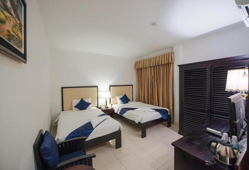 חדר סופריור, Homesyn