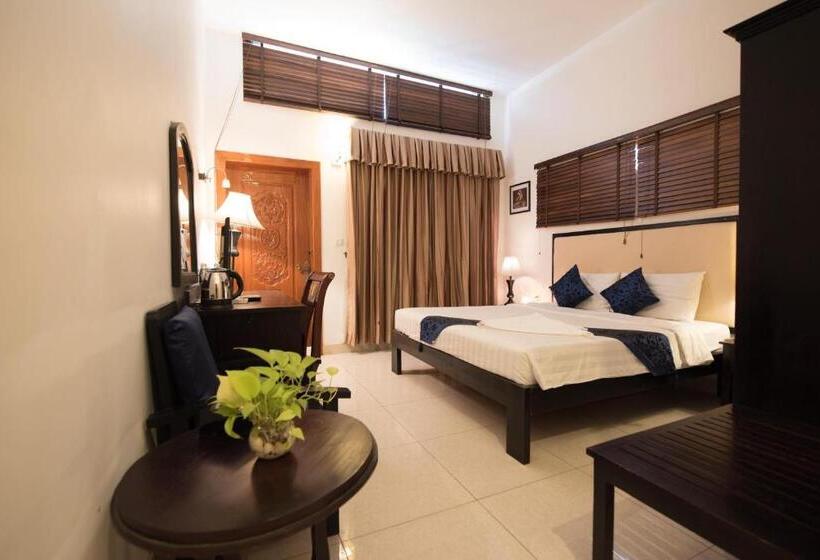 חדר דלוקס עם מרפסת, Homesyn