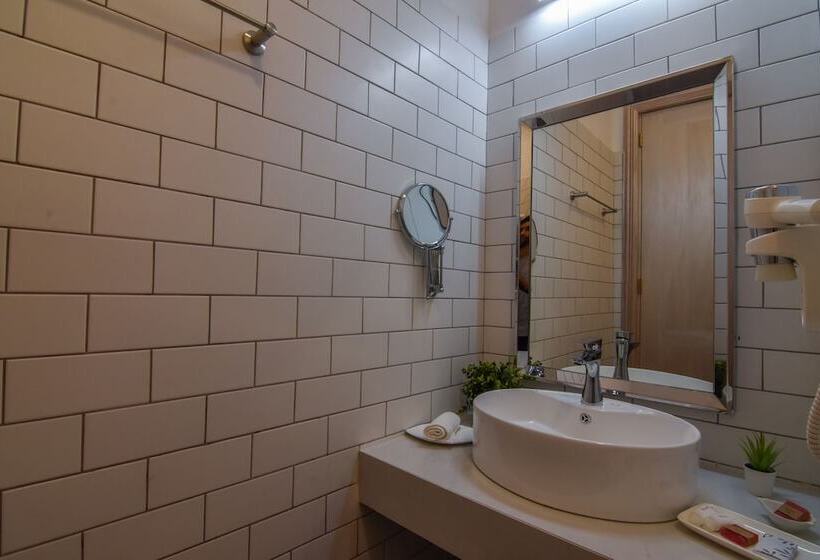 Люкс Повышенной Комфортности, The Lynden Grove