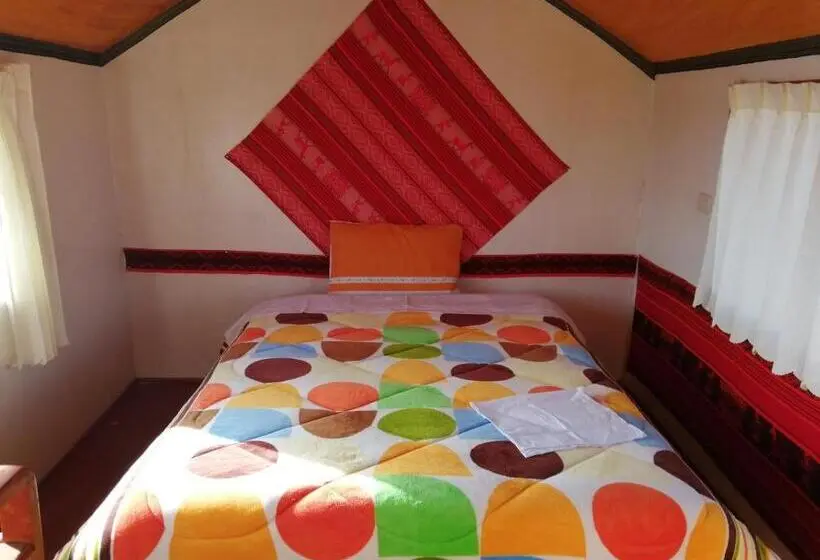 اتاق استاندارد یک نفره, Uros Titicaca Khantaniwa Lodge
