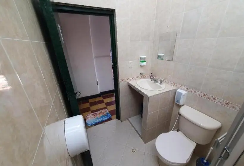 エコノミールーム, Green Door San Gil