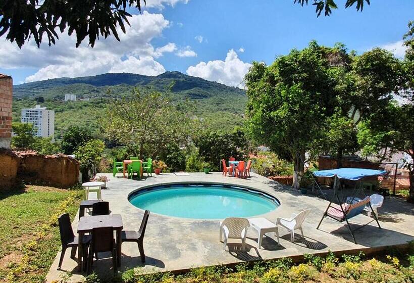 חדר משפחתי, Green Door San Gil