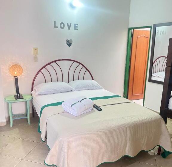 חדר סטנדרט לארבעה, Green Door San Gil