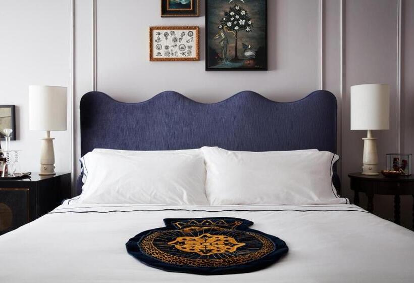 Люкс Кровать Кинг, Maison Metier, In The Unbound Collection By Hyatt