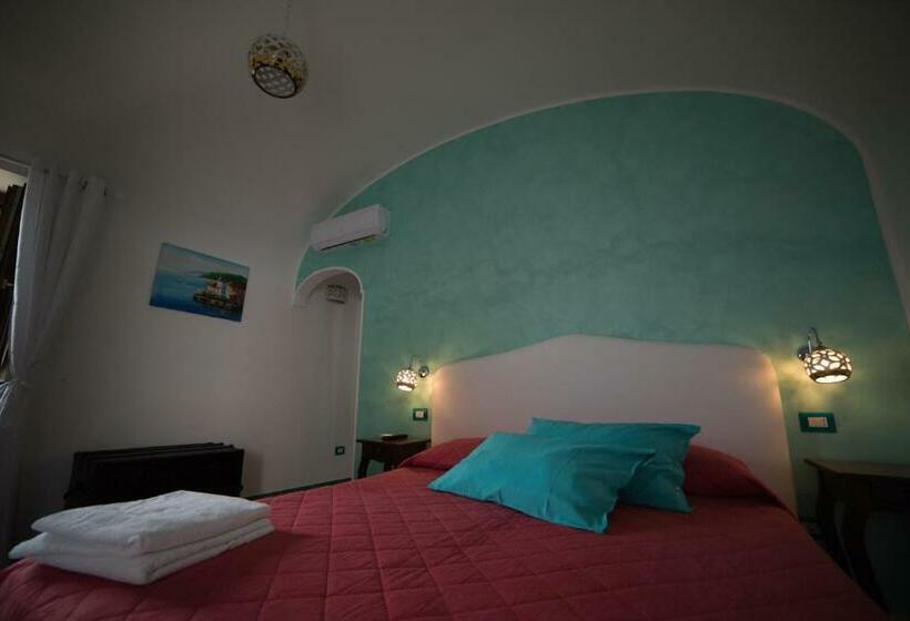 اتاق استاندارد با چشم‌انداز کوهستان, San Giacomo Relais