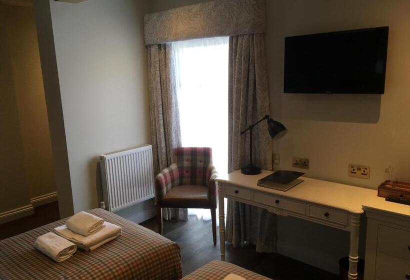 高级大房间, The Walhampton Arms