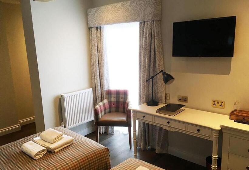 高级大房间, The Walhampton Arms