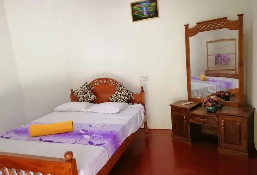 スタンダードルーム, Abawaththa Guest House