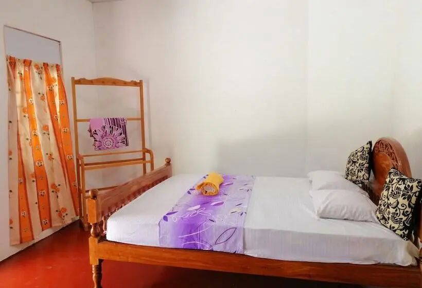 スタンダードルーム, Abawaththa Guest House