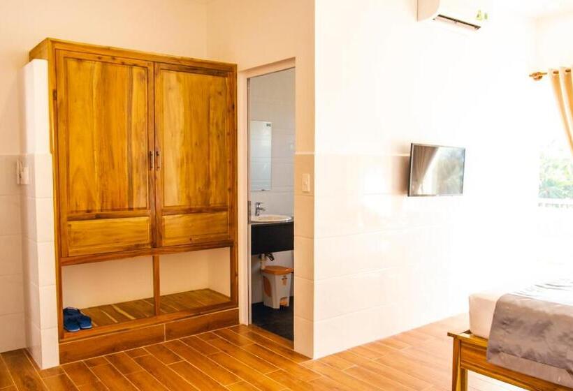 اتاق لوکس با چشم‌انداز دریا, Mui Ne Beach