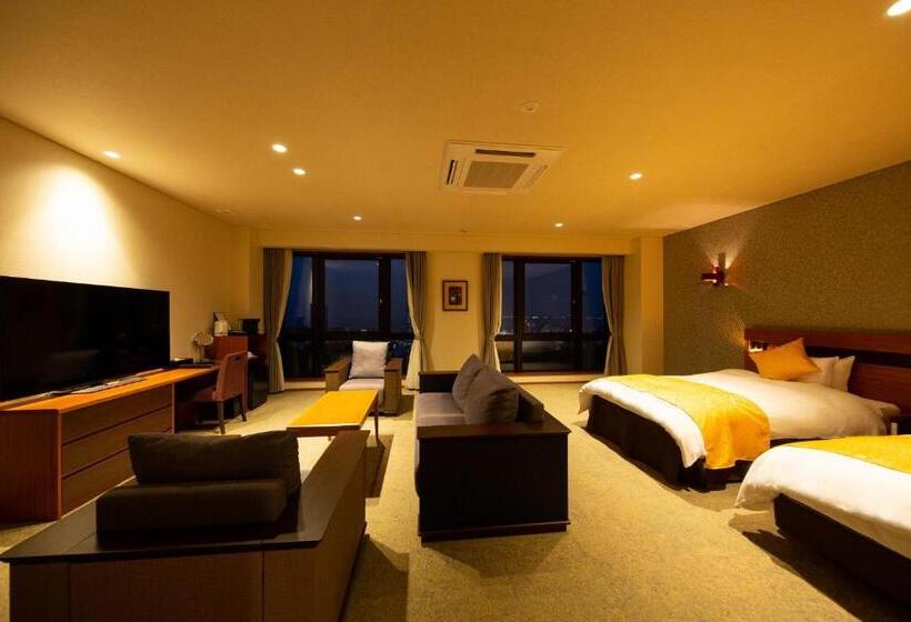 디럭스 4인 룸, Akarinoyado Togetsu