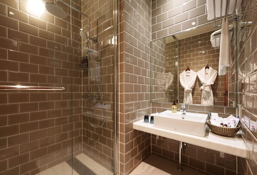 패밀리 룸, Akarinoyado Togetsu