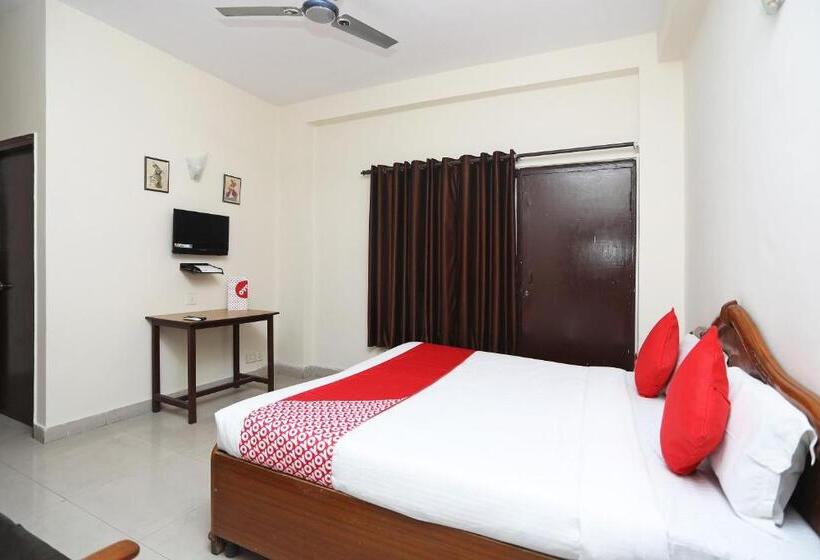 标准间, Oyo 14454 Celebration Bnb Home