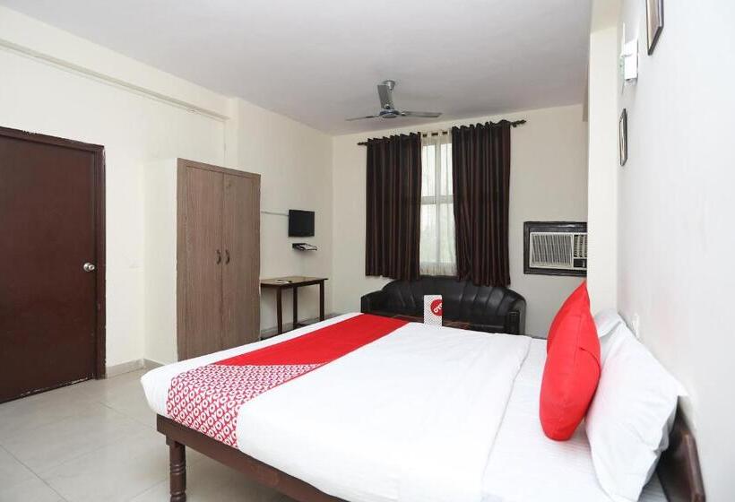 标准间, Oyo 14454 Celebration Bnb Home