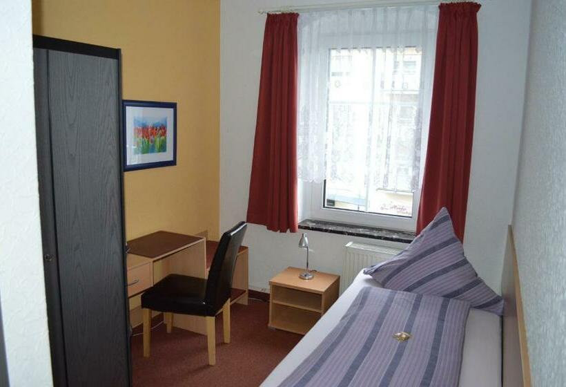 חדר סטנדרט יחיד, Pension Tiffany