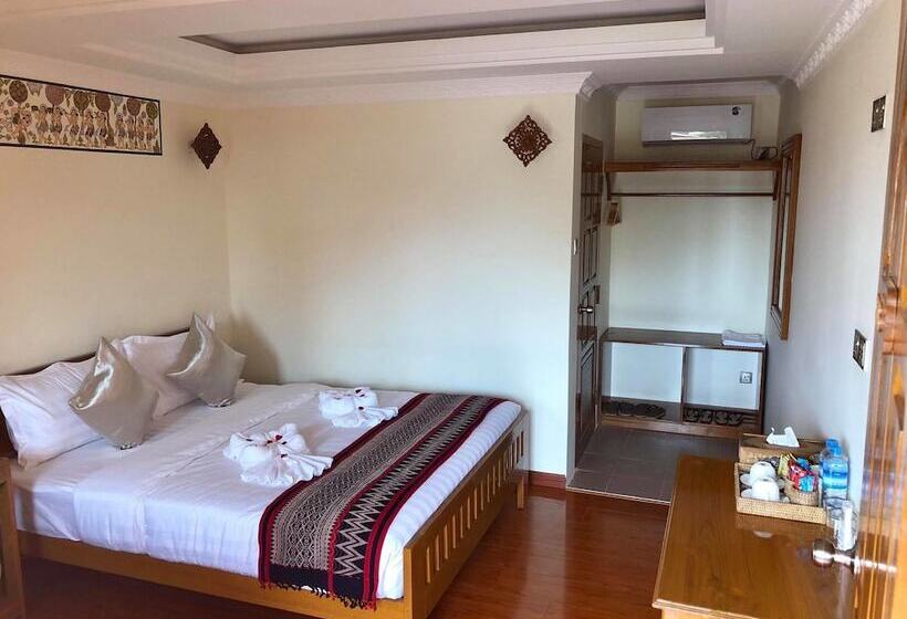 3 Bett Superior Zimmer, Westay At Boutique House Bagan