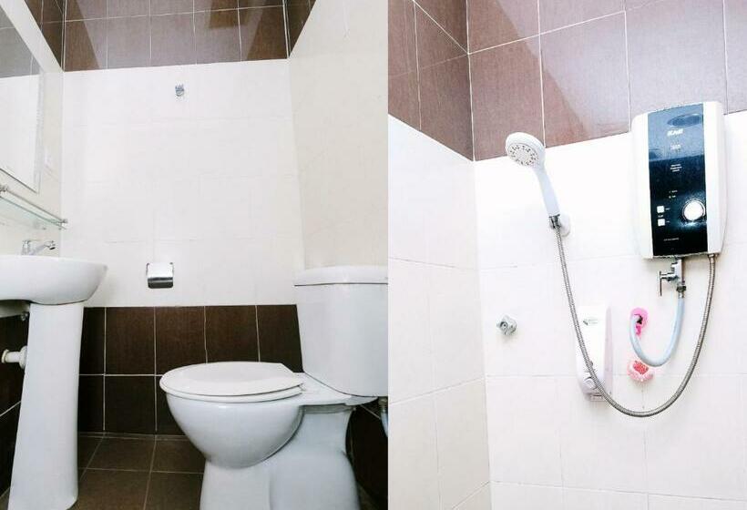 חדר סטנדרט, Oyo 707 Ayuni