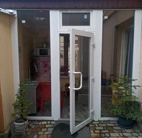 اتاق اکونومی, Privat Kharkov