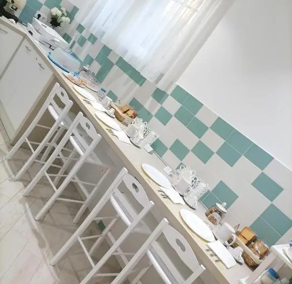 سوییت جونیور, B&b Le Chic