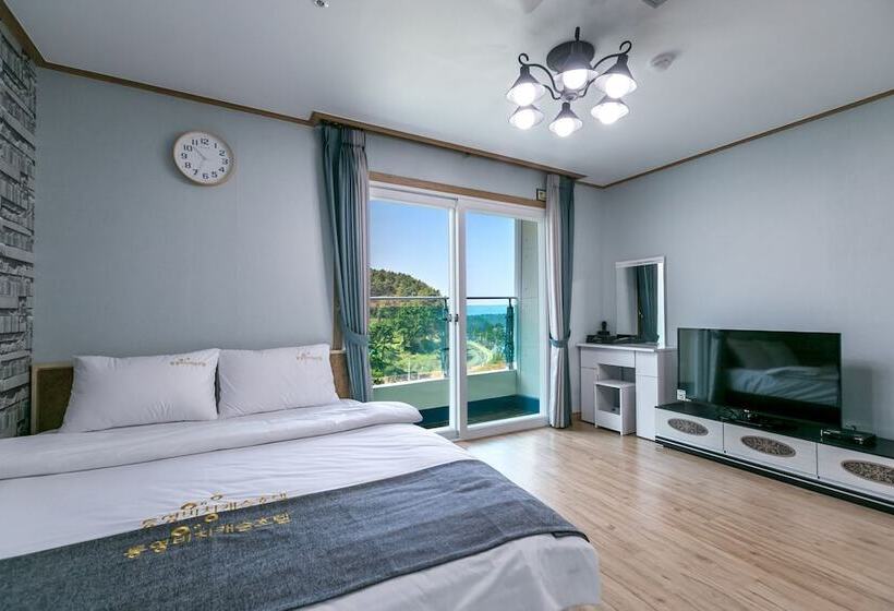 اتاق استاندارد, Tongyeong Beach Castle