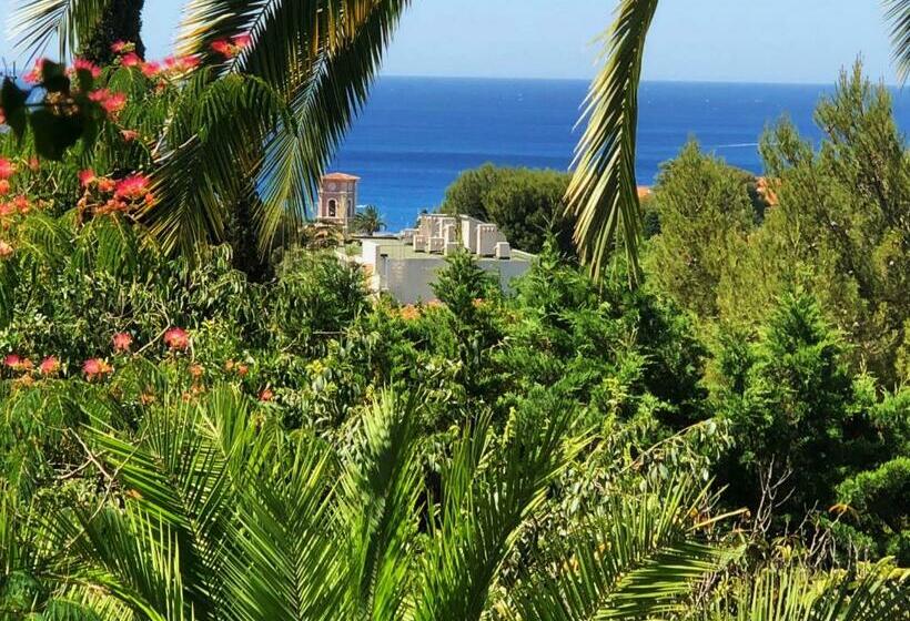 סוויטת ג'וניור דלוקס, The Address Cassis