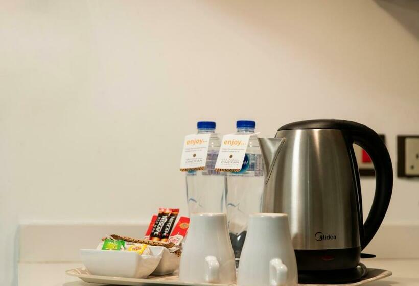 شقة غرفة واحدة, Cindyan Apartments By The Quarter