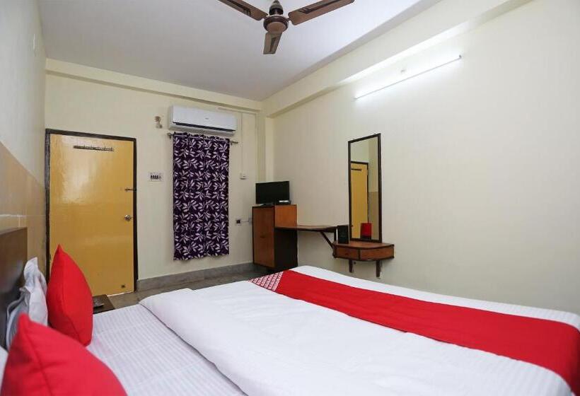 三人经典房间, O Shree Ram Residency