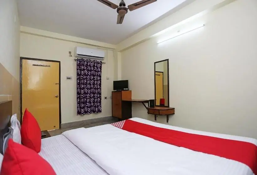 トリプルクラシックルーム, O Shree Ram Residency