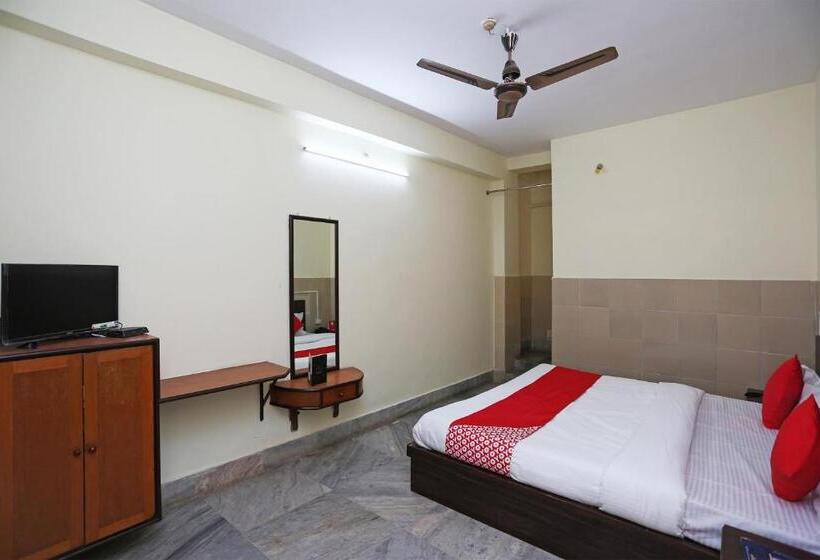 基本间, O Shree Ram Residency