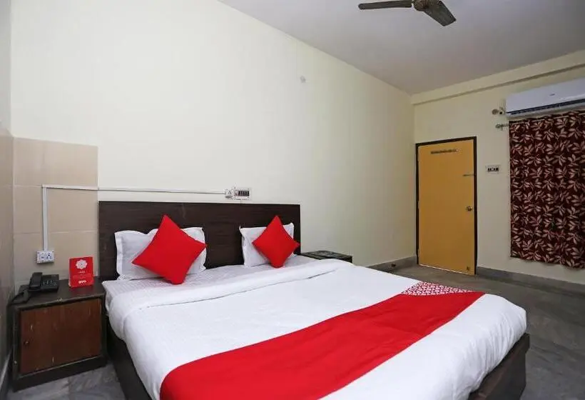デラックストリプルルーム, O Shree Ram Residency