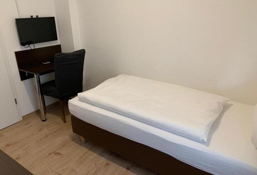 Номер Стандарт Индивидуальный, Schnitzelhaus Und Pension Stadt Rosbach