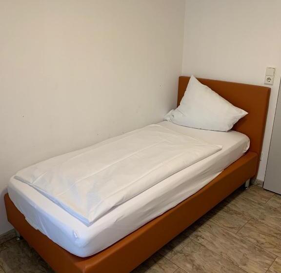 Номер Стандарт Индивидуальный, Schnitzelhaus Und Pension Stadt Rosbach