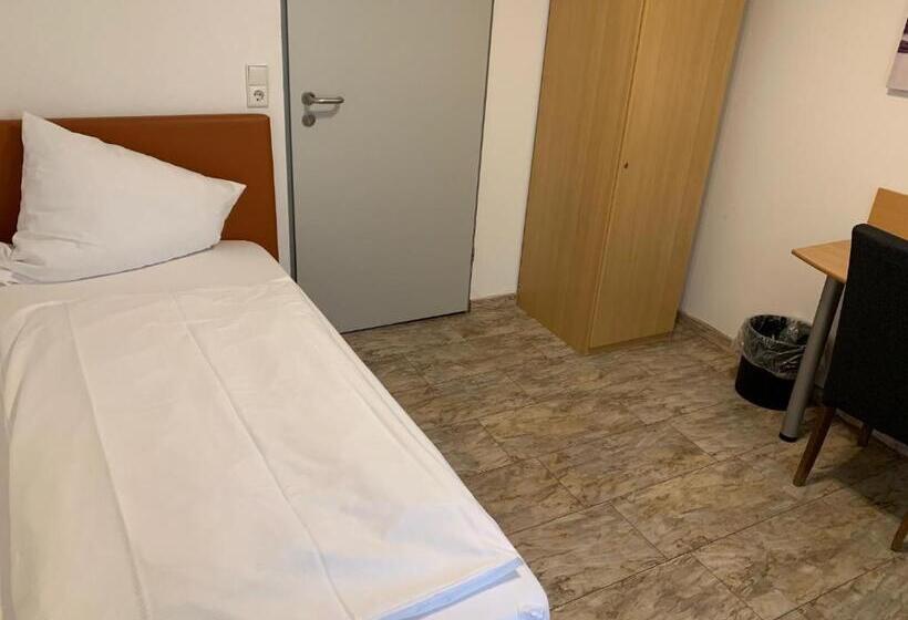 Номер Стандарт Индивидуальный, Schnitzelhaus Und Pension Stadt Rosbach