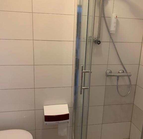 Номер Стандарт, Schnitzelhaus Und Pension Stadt Rosbach